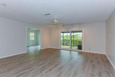 PRICE DROP!! Welcome to Your Everyday ''Staycation''! Move right on Eagle Wood Golf Course in Florida - for sale on GolfHomes.com, golf home, golf lot