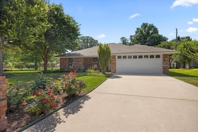 Immaculate one owner home, pet free and smoke free. You will not on Legends Country Club in Texas - for sale on GolfHomes.com, golf home, golf lot