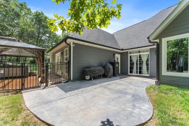 Walk into elegance at the highly desired Branson Creek/Oak Knoll on Buffalo Ridge Springs Golf Club in Missouri - for sale on GolfHomes.com, golf home, golf lot