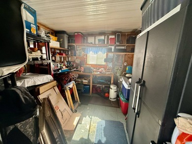 Home is located in Water Oak Country Club Estates in Lady Lake on Water Oak Country Club Estates in Florida - for sale on GolfHomes.com, golf home, golf lot