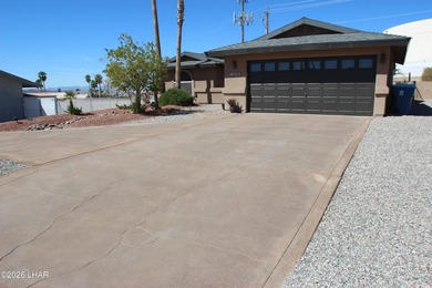 Quiet cul-de-sac location, level driveway, RV parking with full on London Bridge Golf Course in Arizona - for sale on GolfHomes.com, golf home, golf lot