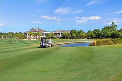 Experience coastal elegance in this fully renovated villa. The on Sea Pines Golf and Resort  in South Carolina - for sale on GolfHomes.com, golf home, golf lot