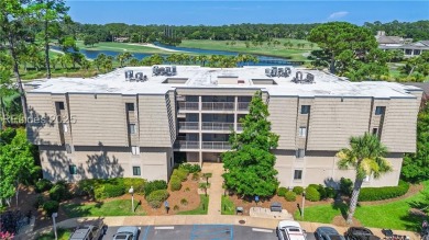 Experience coastal elegance in this fully renovated villa. The on Sea Pines Golf and Resort  in South Carolina - for sale on GolfHomes.com, golf home, golf lot