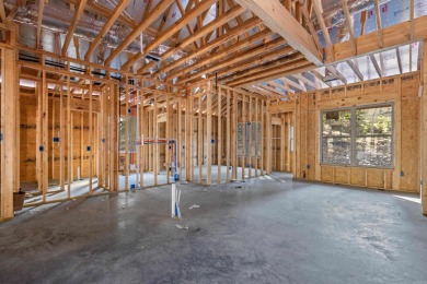 New Construction Near Ponce de Leon Golf Course! Projected for on Ponce De Leon Golf Course in Arkansas - for sale on GolfHomes.com, golf home, golf lot
