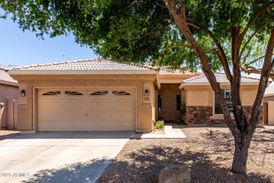 Move-in ready home in the Augusta Ranch golf course community! on Augusta Ranch Golf Club in Arizona - for sale on GolfHomes.com, golf home, golf lot