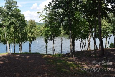 This large lakefront homesite enjoys stunning elevated views of on Old North State Club in North Carolina - for sale on GolfHomes.com, golf home, golf lot