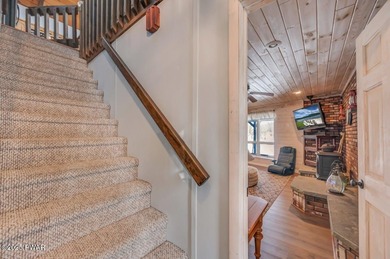 Welcome to this beautifully maintained five-bedroom, two-bath on The Hideout Golf in Pennsylvania - for sale on GolfHomes.com, golf home, golf lot