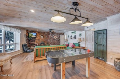 Welcome to this beautifully maintained five-bedroom, two-bath on The Hideout Golf in Pennsylvania - for sale on GolfHomes.com, golf home, golf lot