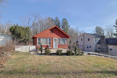 Welcome to Brookside Drive, a picturesque turn-key cottage on Anglebrook Golf Club in New York - for sale on GolfHomes.com, golf home, golf lot