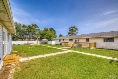 This beautifully maintained 2,106 sq ft conventional, site-built on The Club At Hidden Creek in Florida - for sale on GolfHomes.com, golf home, golf lot