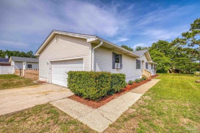 This beautifully maintained 2,106 sq ft conventional, site-built on The Club At Hidden Creek in Florida - for sale on GolfHomes.com, golf home, golf lot