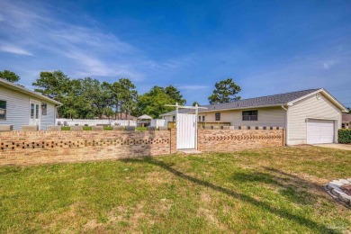 This beautifully maintained 2,106 sq ft conventional, site-built on The Club At Hidden Creek in Florida - for sale on GolfHomes.com, golf home, golf lot