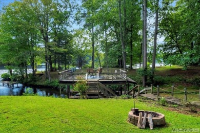 Lakefront Living at Its Finest - Updated Retreat on Poplar Creek on Tanglewood Shores Golf Club in Virginia - for sale on GolfHomes.com, golf home, golf lot