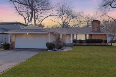 This solid built home sits amongst the huge trees of Kessler on Stevens Park Golf Course in Texas - for sale on GolfHomes.com, golf home, golf lot