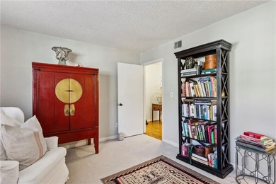 HUGE PRICE IMPROVEMENT on this beautifully updated townhome in on Cross Creek Golf Course in Georgia - for sale on GolfHomes.com, golf home, golf lot