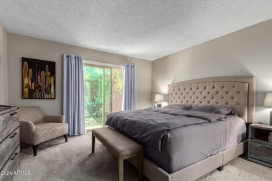 This charming FULLY FURNISHED 2-bedroom residence in Sun Lakes on Cottonwood Country Club in Arizona - for sale on GolfHomes.com, golf home, golf lot