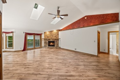 AN AMAZING OPPORTUNITY AWAITS! This stunning 4-BR, 3.5-BA home on Mountain Ridge Golf Club in Tennessee - for sale on GolfHomes.com, golf home, golf lot