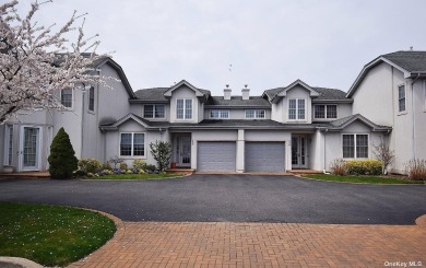 JUST REDUCED *** Meticulous Medici Model with FULL BASEMENT in on The Greens At Half Hollow in New York - for sale on GolfHomes.com, golf home, golf lot