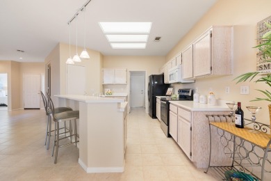 55+ Sun City Palm Desert--The ''Best Bang for your Buck'' in the on Mountain Vista Golf Course At Sun City Palm Desert in California - for sale on GolfHomes.com, golf home, golf lot