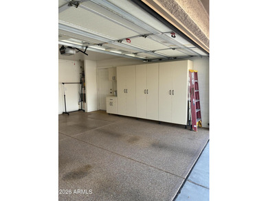 Beautiful GOLF COURSE home with 3 bedrooms & 2 baths. Open floor on Sunland Springs Golf Course  in Arizona - for sale on GolfHomes.com, golf home, golf lot