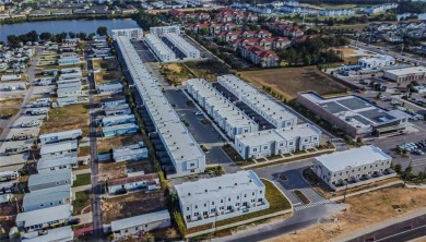Experience the Ultimate Orlando Lifestyle in Your New Townhouse! on Reunion Resort Golf Course in Florida - for sale on GolfHomes.com, golf home, golf lot