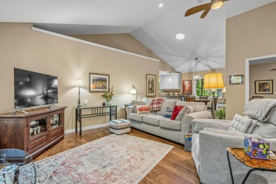 Welcome to this beautifully updated townhome in the desirable on DeSoto Golf Course in Arkansas - for sale on GolfHomes.com, golf home, golf lot