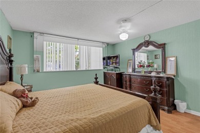 Great 2/2 apartment in perfect condition, ready to move in on on Hollybrook Golf and Tennis Club  in Florida - for sale on GolfHomes.com, golf home, golf lot