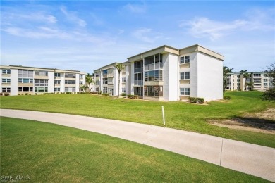 FANTASTIC PRICE FOR A 2/2 GOLF CONDO WITH EASY ACCESS, PRIVATE on Seven Lakes Golf and Tennis Community in Florida - for sale on GolfHomes.com, golf home, golf lot