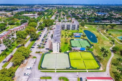 Great 2/2 apartment in perfect condition, ready to move in on on Hollybrook Golf and Tennis Club  in Florida - for sale on GolfHomes.com, golf home, golf lot