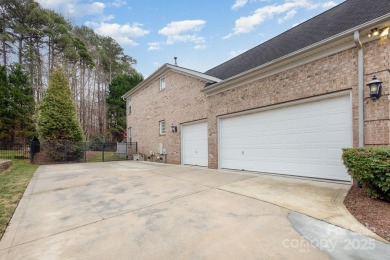 This beautiful full-brick home, located in the highly desirable on Birkdale Golf Club in North Carolina - for sale on GolfHomes.com, golf home, golf lot