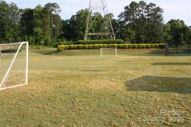 This beautiful full-brick home, located in the highly desirable on Birkdale Golf Club in North Carolina - for sale on GolfHomes.com, golf home, golf lot