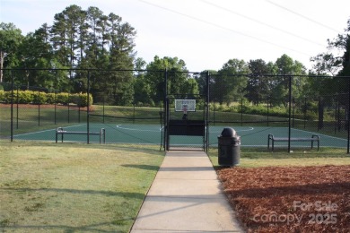 This beautiful full-brick home, located in the highly desirable on Birkdale Golf Club in North Carolina - for sale on GolfHomes.com, golf home, golf lot