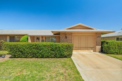 This quaint gemini home in Sun City is a great find for anyone on Sun City Country Club in Arizona - for sale on GolfHomes.com, golf home, golf lot