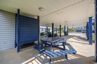 Step into beach living in Cherry Grove! Just a short stroll to on Beachwood Golf Club in South Carolina - for sale on GolfHomes.com, golf home, golf lot