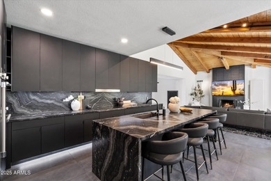 Beautifully remodeled, this 3-bed, 2.5-bath home in the Biltmore on Arizona Biltmore Golf and Country Club in Arizona - for sale on GolfHomes.com, golf home, golf lot