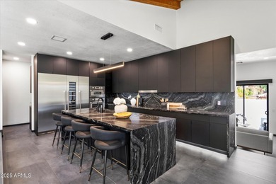 Beautifully remodeled, this 3-bed, 2.5-bath home in the Biltmore on Arizona Biltmore Golf and Country Club in Arizona - for sale on GolfHomes.com, golf home, golf lot