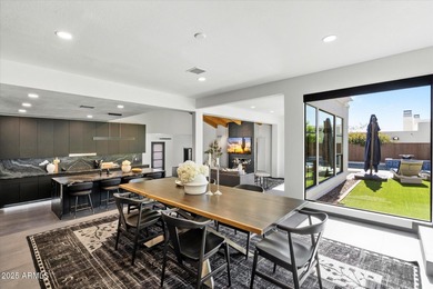 Beautifully remodeled, this 3-bed, 2.5-bath home in the Biltmore on Arizona Biltmore Golf and Country Club in Arizona - for sale on GolfHomes.com, golf home, golf lot