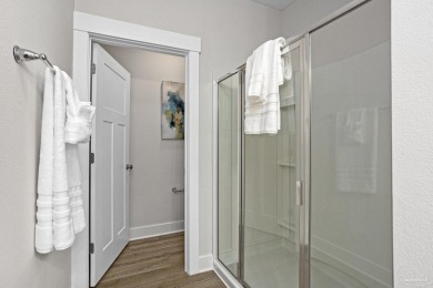 Built in 2022, this beautifully maintained 4-bedroom, 3.5-bath on Lost Key Golf Club in Florida - for sale on GolfHomes.com, golf home, golf lot