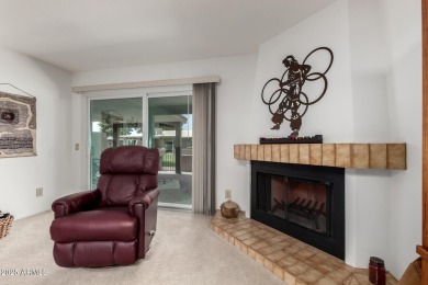 Enjoy this lovely townhouse in Sun Lakes community of Cottonwood on Cottonwood Country Club in Arizona - for sale on GolfHomes.com, golf home, golf lot