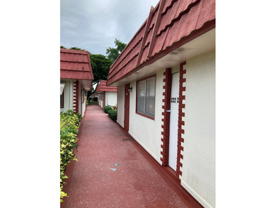 55+ Senior Community. two-bedrooms. Condo Villa, one story so no on Kings Point Golf - Executive in Florida - for sale on GolfHomes.com, golf home, golf lot