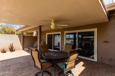 Enjoy this lovely townhouse in Sun Lakes community of Cottonwood on Cottonwood Country Club in Arizona - for sale on GolfHomes.com, golf home, golf lot