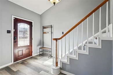 Looking for the perfect home sweet home? This 3-bedroom on Royal Golf Club in Louisiana - for sale on GolfHomes.com, golf home, golf lot