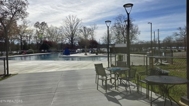 One Level Lake Tansi Condo, quiet cul-de-sac locationfort and on Lake Tansi Village Country Club in Tennessee - for sale on GolfHomes.com, golf home, golf lot