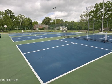 One Level Lake Tansi Condo, quiet cul-de-sac locationfort and on Lake Tansi Village Country Club in Tennessee - for sale on GolfHomes.com, golf home, golf lot
