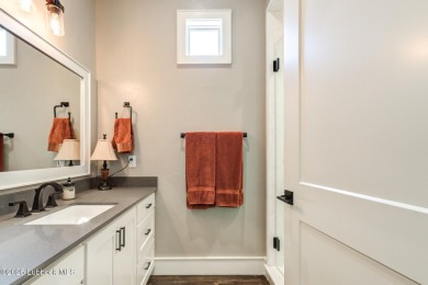 Welcome to this luxurious, custom-built garden home located on Hillcrest Country Club in Texas - for sale on GolfHomes.com, golf home, golf lot