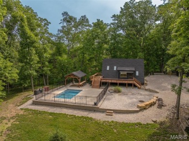 Elegant Innsbrook Chalet with Private Pool, Pavilion  Sleeping on Innsbrook Resort Golf Course in Missouri - for sale on GolfHomes.com, golf home, golf lot