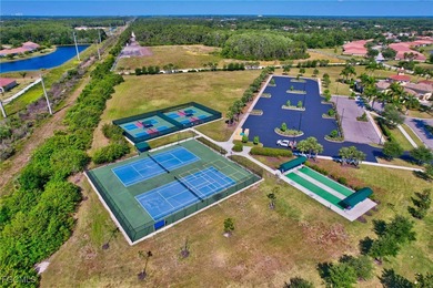 Rare Cali Plan With Three Bedrooms & Den, Fabulous Flexibility on River Hall Country Club in Florida - for sale on GolfHomes.com, golf home, golf lot