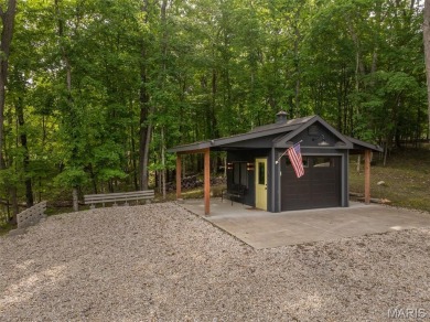 Elegant Innsbrook Chalet with Private Pool, Pavilion  Sleeping on Innsbrook Resort Golf Course in Missouri - for sale on GolfHomes.com, golf home, golf lot