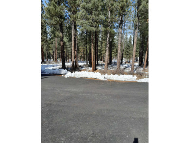 Check out this beautiful 2.04 acre wooded lot on the corner of on Nakoma Golf Resort in California - for sale on GolfHomes.com, golf home, golf lot