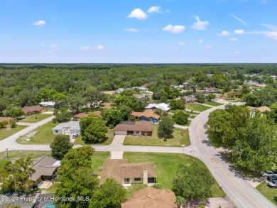 CUTE 2BED 2BATH 2CAR OVERSIZED CORNER LOT HOME IN THE HEATHER! A on Heather Golf and Country Club in Florida - for sale on GolfHomes.com, golf home, golf lot